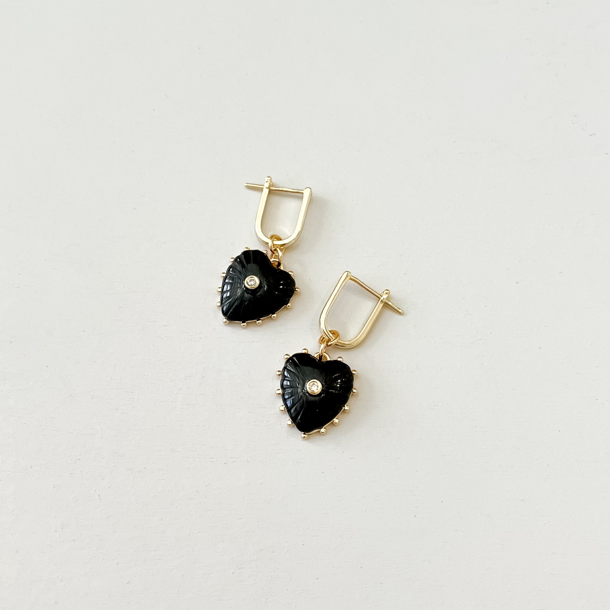 ピアス TATIANA Monochrome heart One-Touch Earring BBH5799 TATIANA Monochrome heart One-Touch Earring BBH5799 (TATIANA