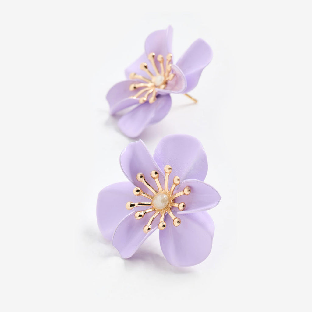 Lavendula Earring in Lavender