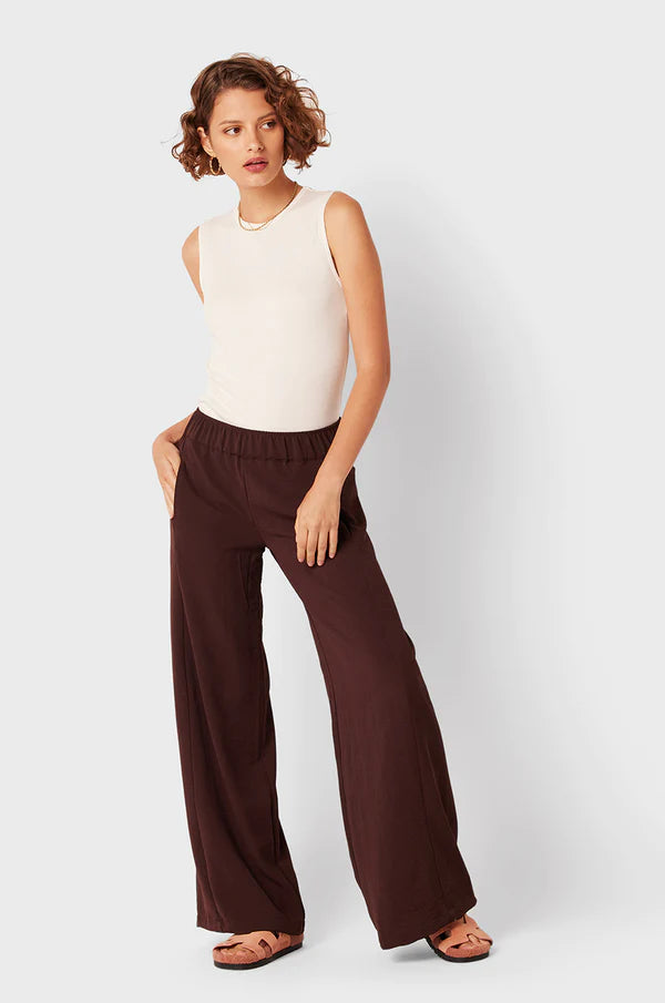 High Waisted Pant in Chocolate